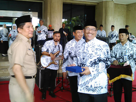 Pencarian PGRI Kuningan - Persatuan Guru Republik Indonesia Cabang Kabupaten Kuningan